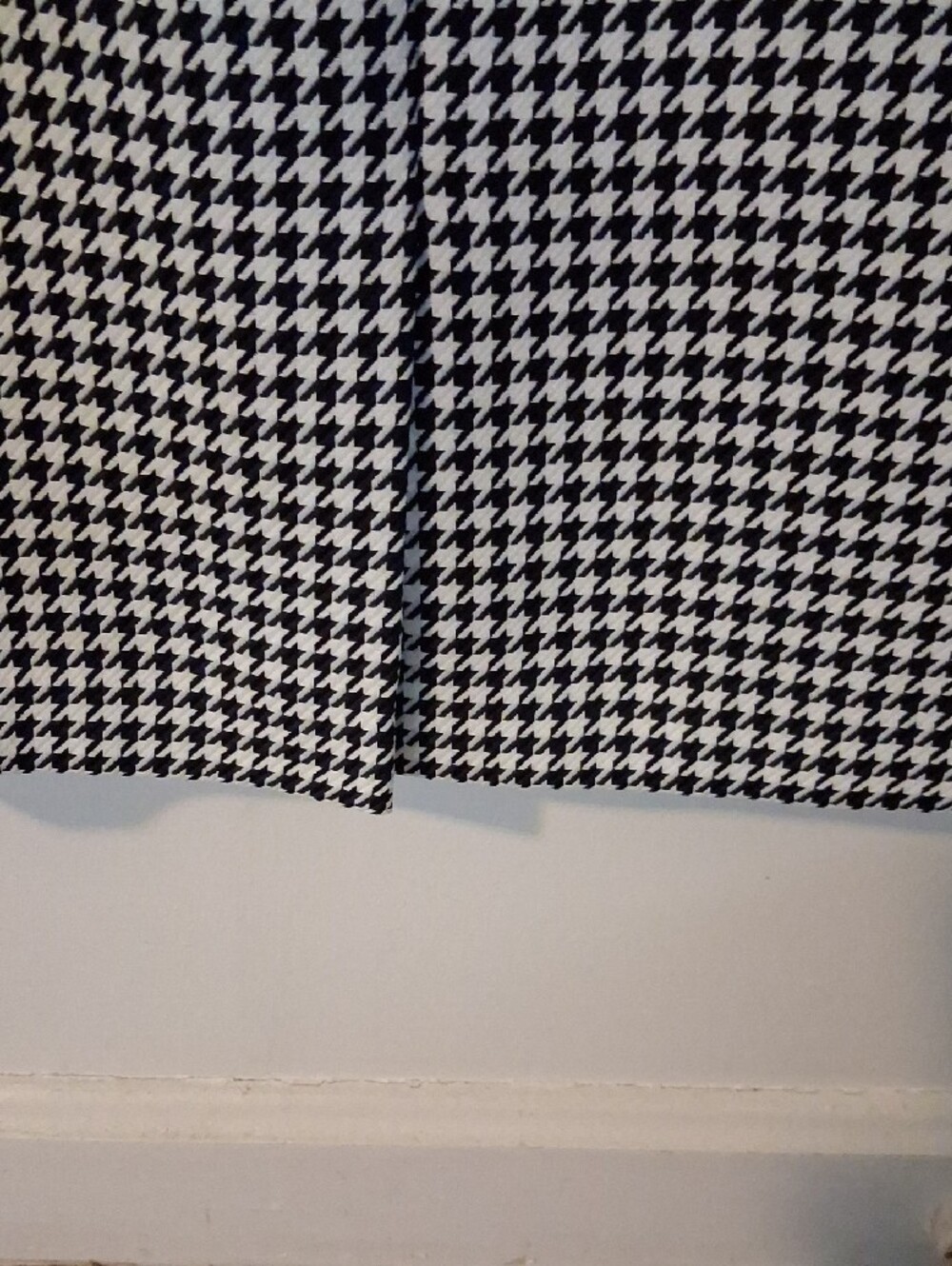 Kasper Black and White Houndstooth Blazer and Dress - Picture 5 of 16